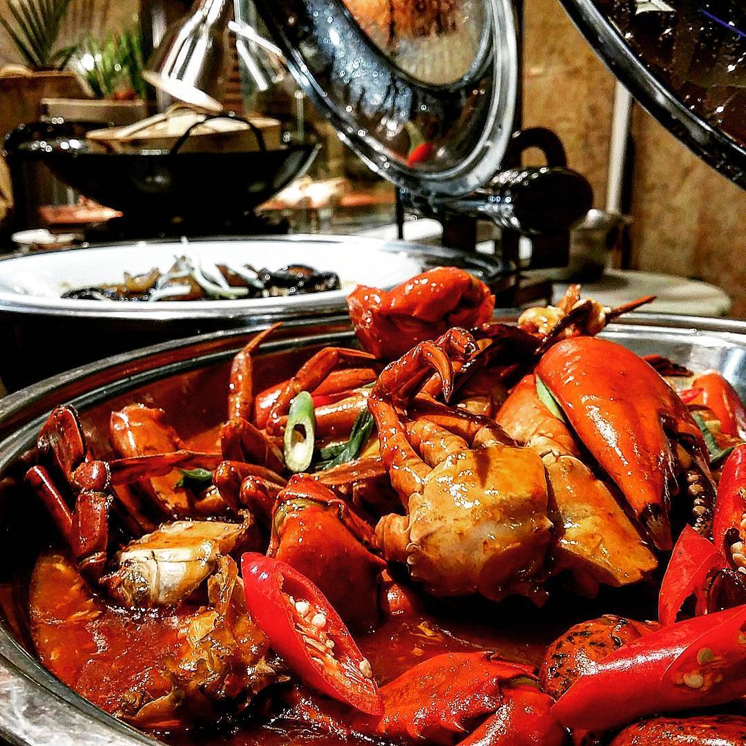 hotel seafood buffet - the square novotel