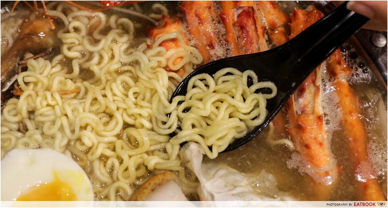 Jin Ho Mia - instant noodles