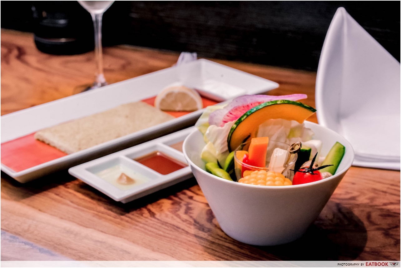 Ginza Rokukakutei - salad