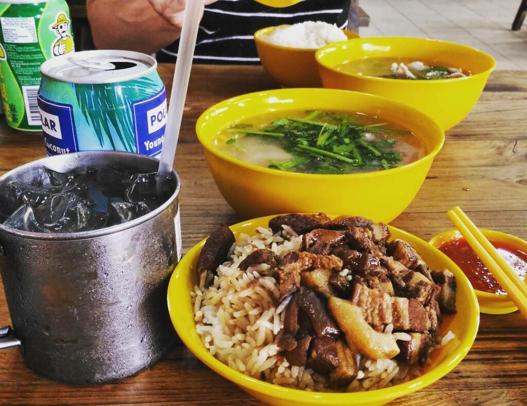 8 Cheap Lu Rou Fan At 5 Or Less To Satisfy Your Taiwanese Food Cravings Eatbook Sg New Singapore Restaurant And Street Food Ideas Recommendations