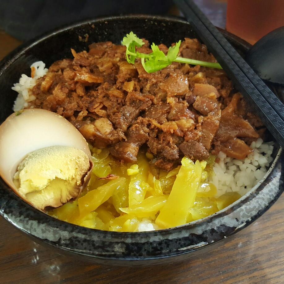 8 Cheap Lu Rou Fan At 5 Or Less To Satisfy Your Taiwanese Food Cravings Eatbook Sg New Singapore Restaurant And Street Food Ideas Recommendations