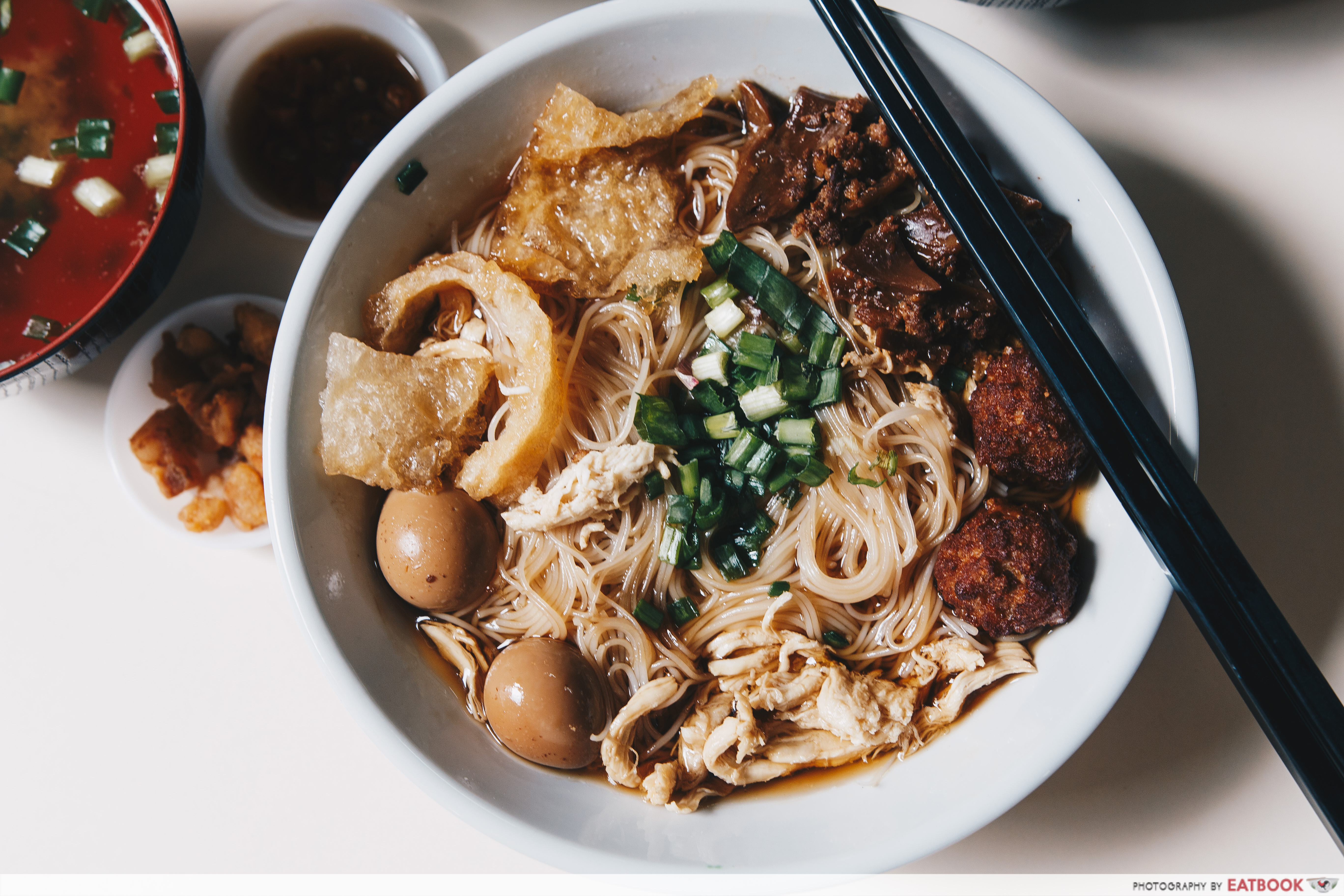 Aw's Signature Minced Pork Noodles - Fish Maw Bee Hoon
