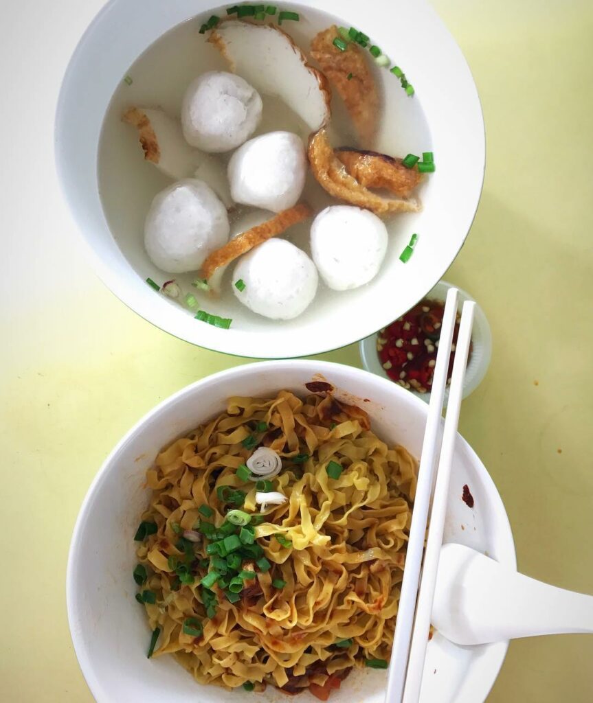Holland Drive Food Centre - Ru Ji Kitchen Fishball Noodles