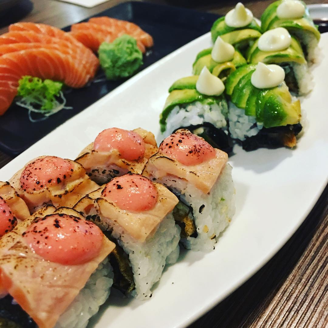 8 Japanese Buffet Restaurants With Free-Flow Sushi, Sashimi And More