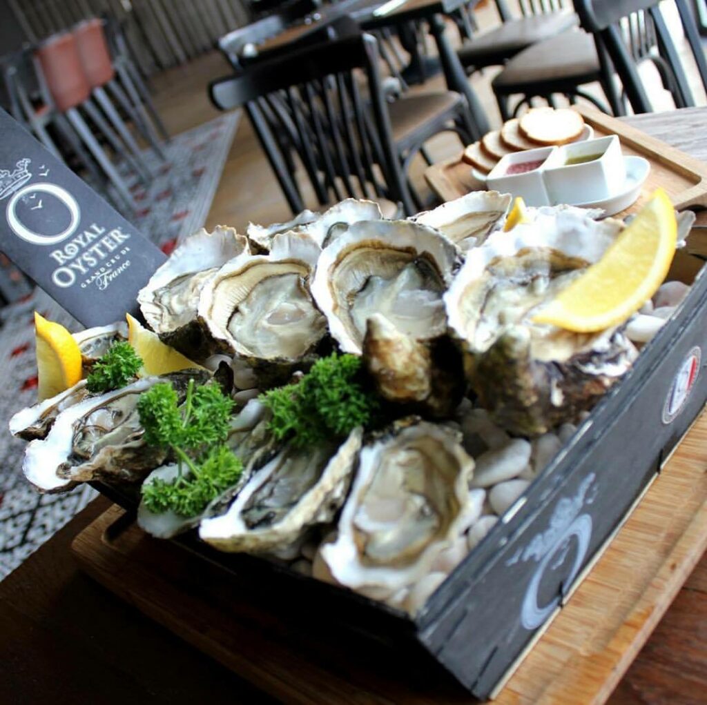 11 Restaurants For Fresh Oysters In Singapore, Priced From 1 Apiece
