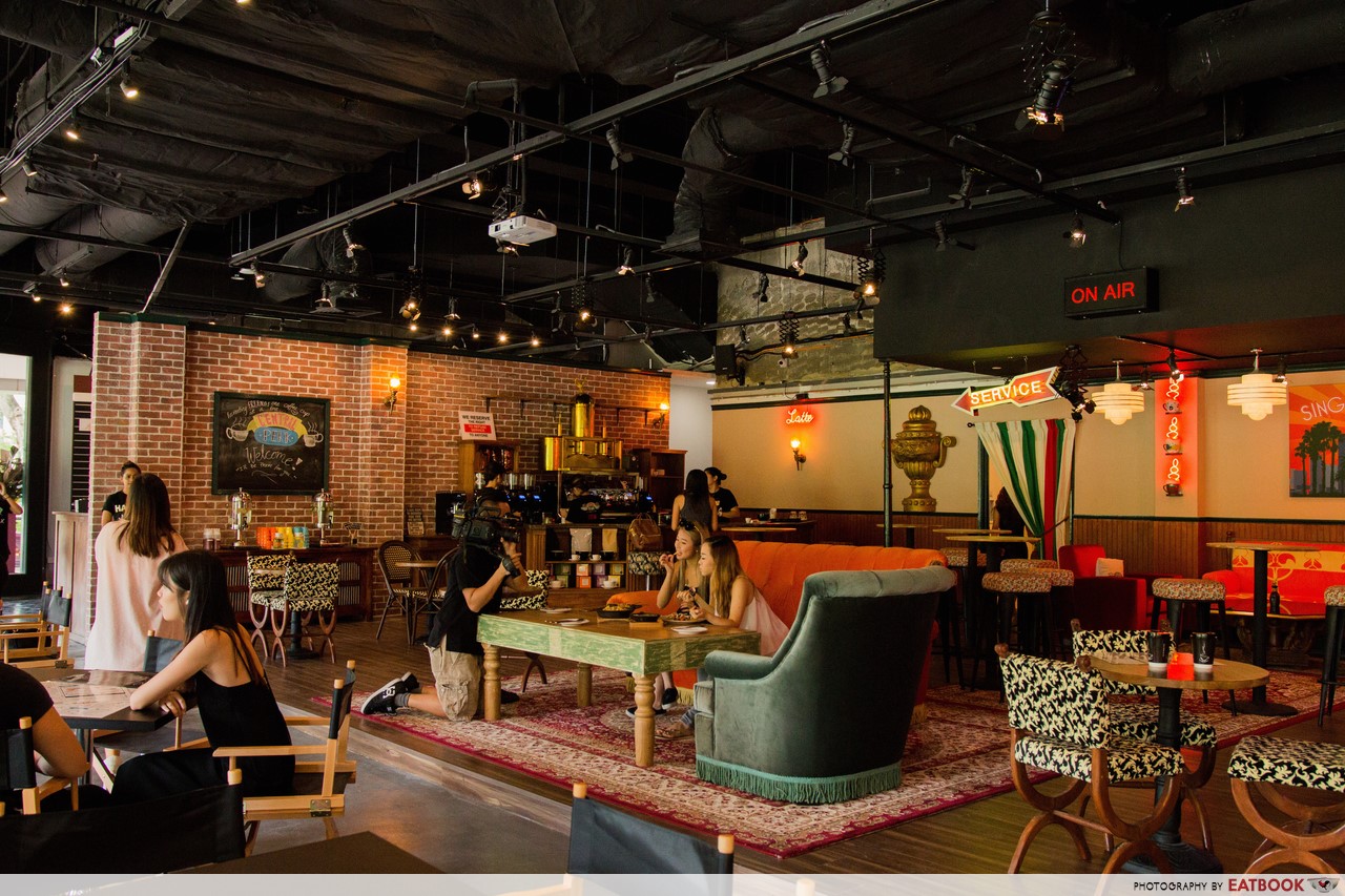 Central Perk Review First F.R.I.E.N.D.S Cafe In Asia Opens At Clarke