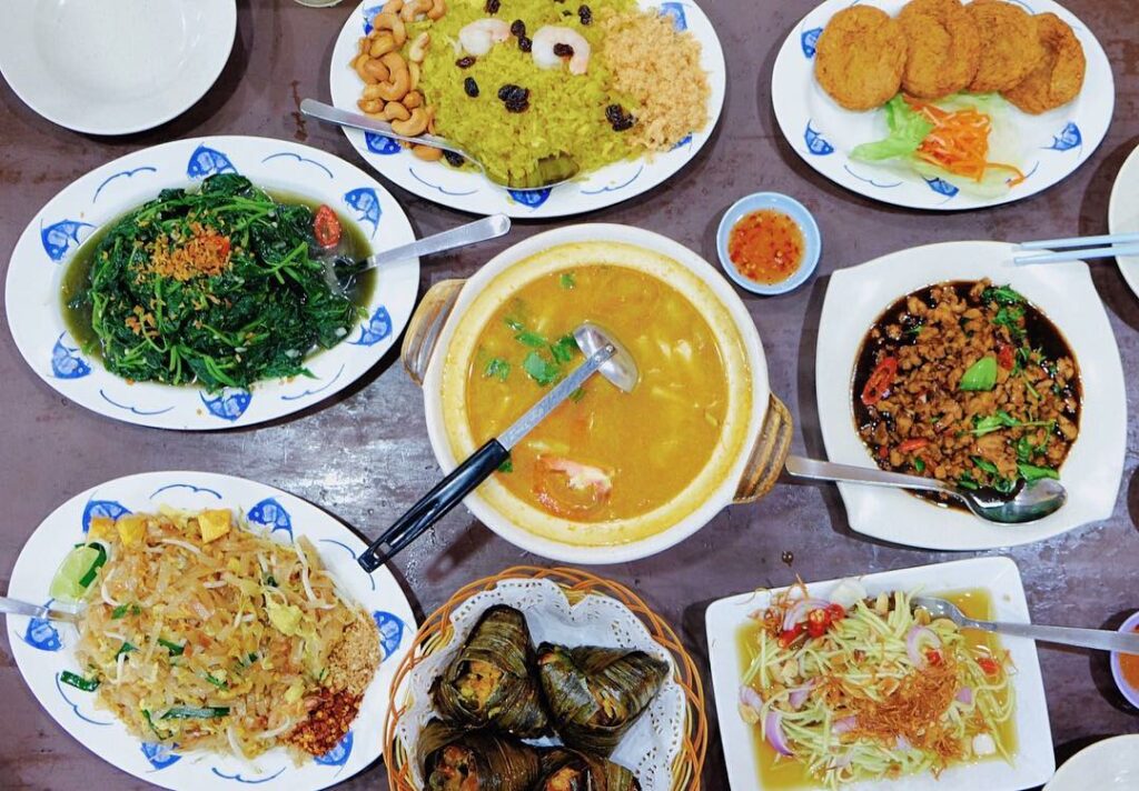 10 Cheap Thai Food Places In Singapore To Eat At When You're Missing