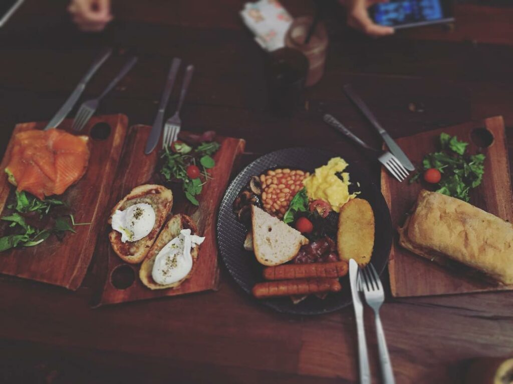 Affordable brunch near me