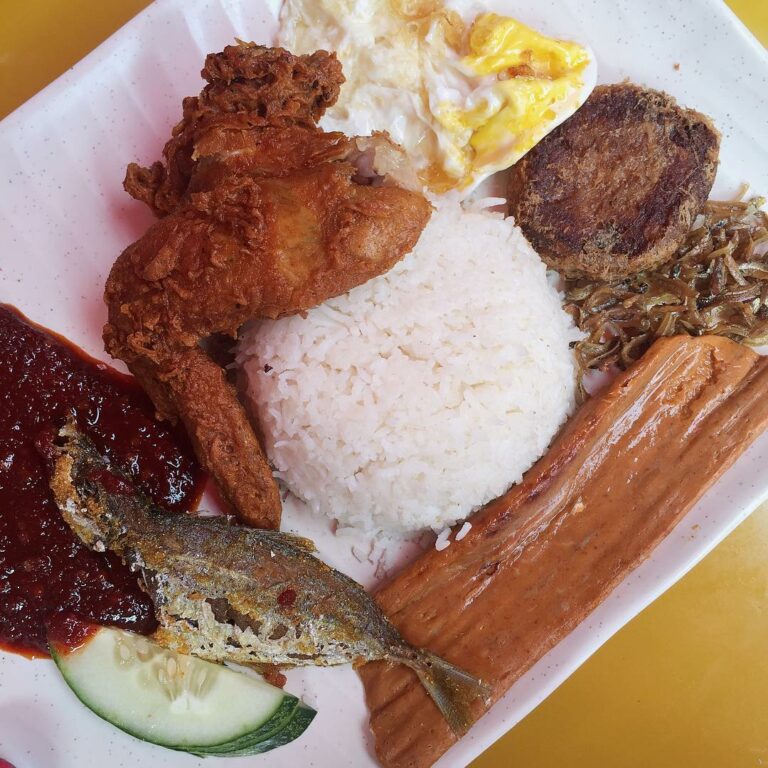 10 Cheap Nasi Lemak Places That Are Also Sedap At $5.50 Or Less ...