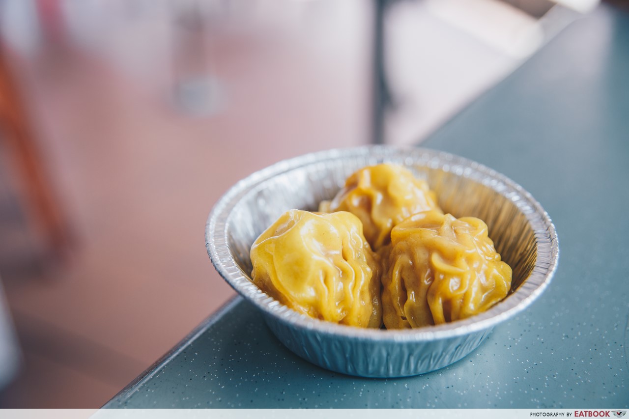 ye zhi mei - salted egg siew mai