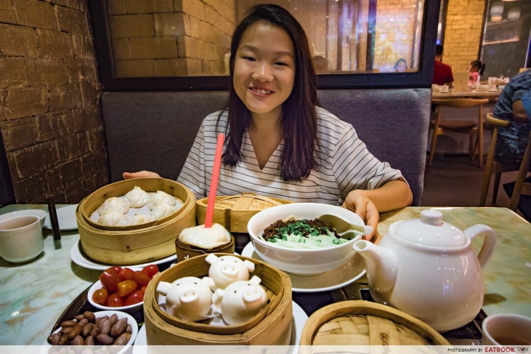 Nanxiang Steamed Bun Restaurant Review: Giant Xiao Long Bao 4x Bigger ...