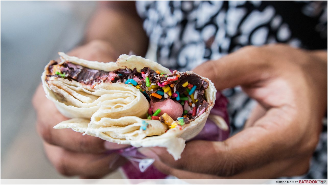 ramadan bazaar 2017 - chocolate kebab roll