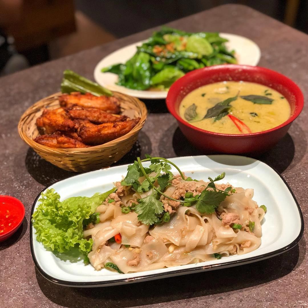 10 Affordable Thai Food Places With Mains Below 10 For Your Next Squad Outing Eatbook Sg New Singapore Restaurant And Street Food Ideas Recommendations