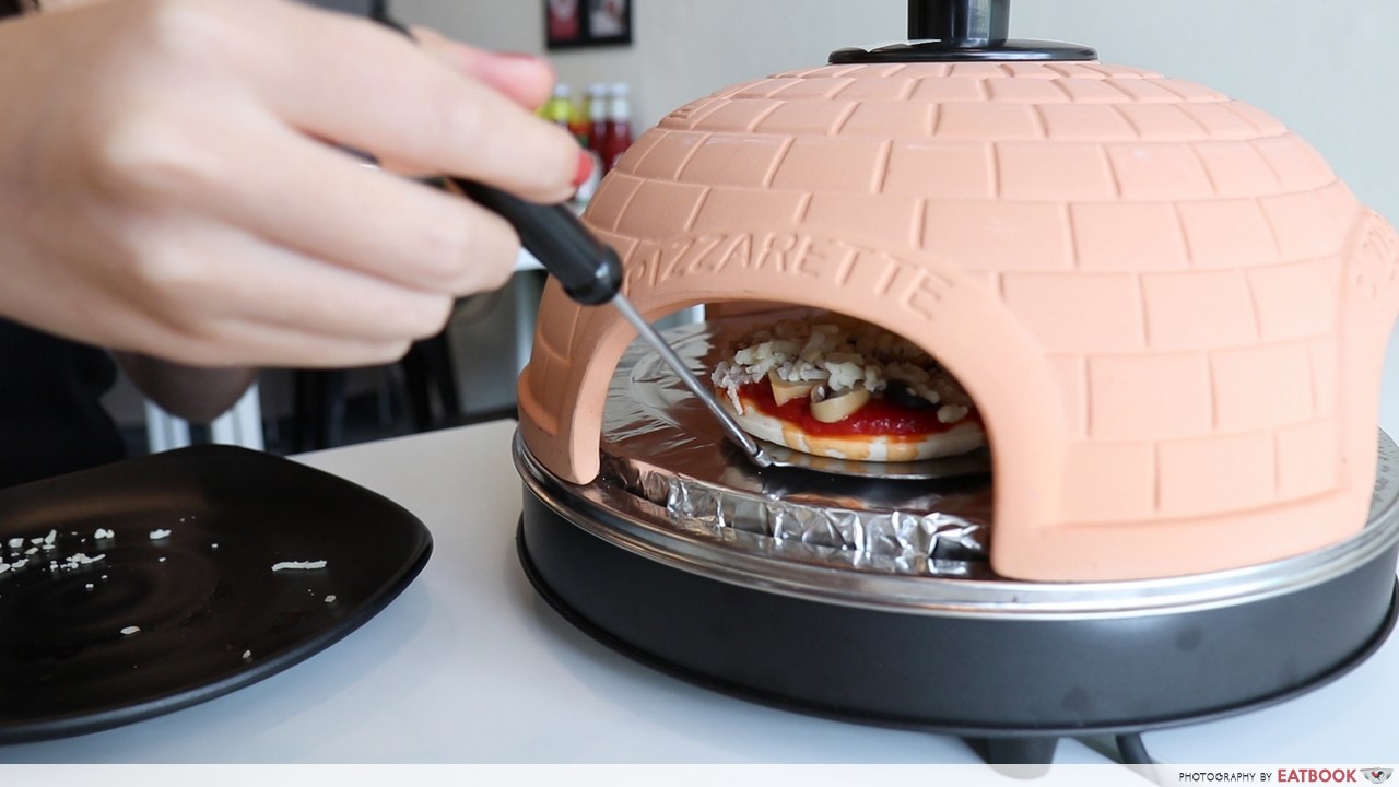 rhombus pizza - oven