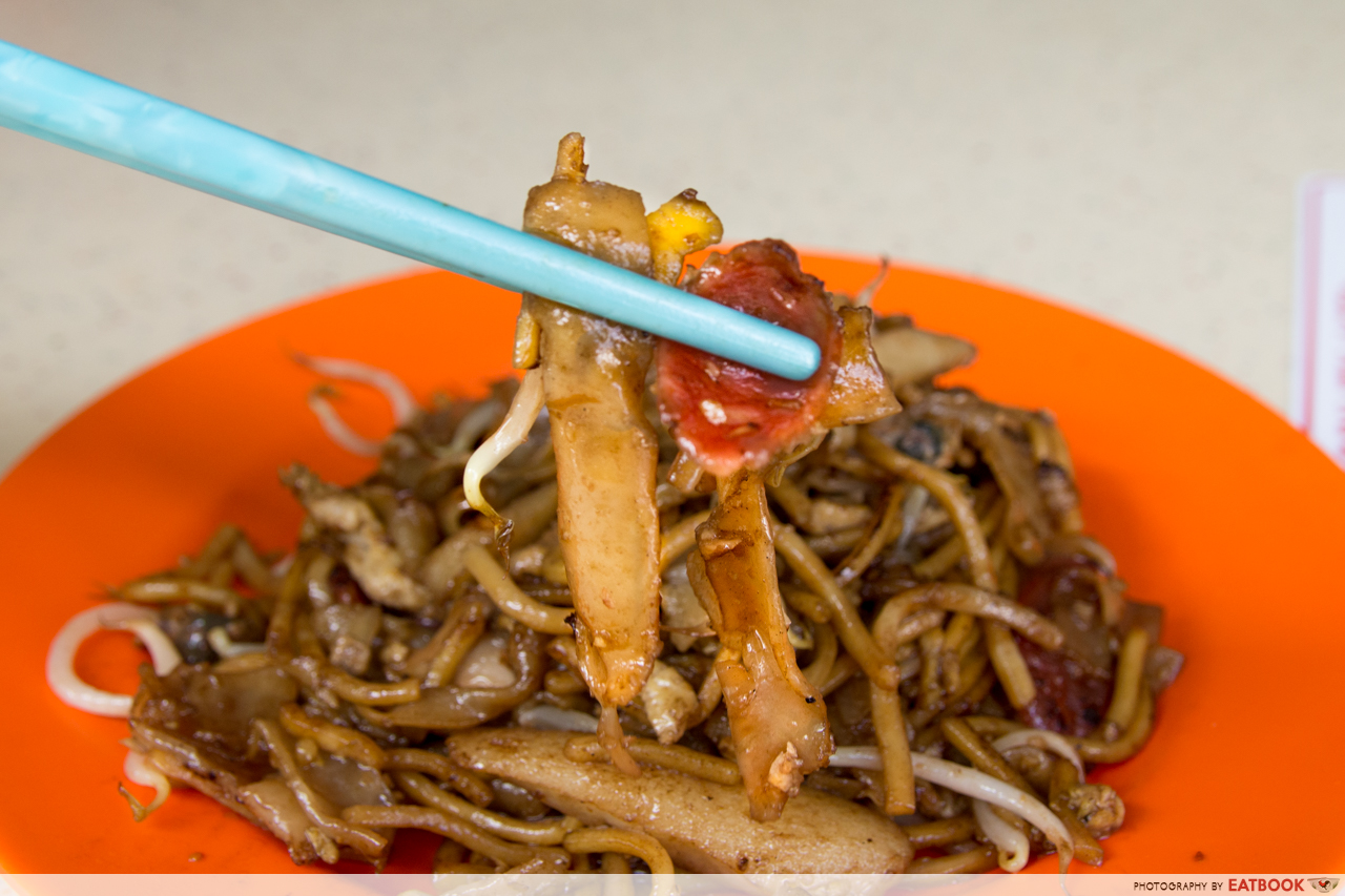 tiong-bahru-market-fried-kway-teow