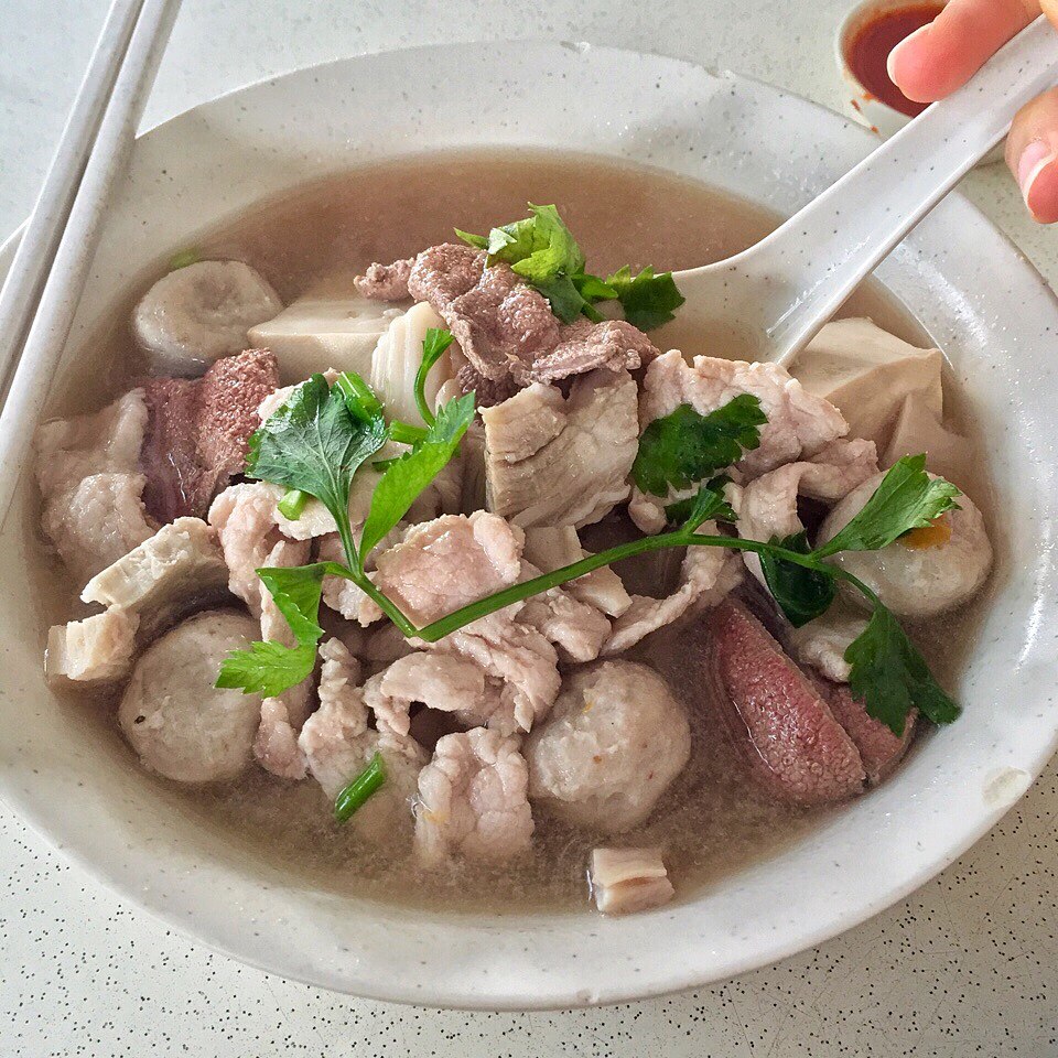 Jalan Besar hawker - pig organ soup