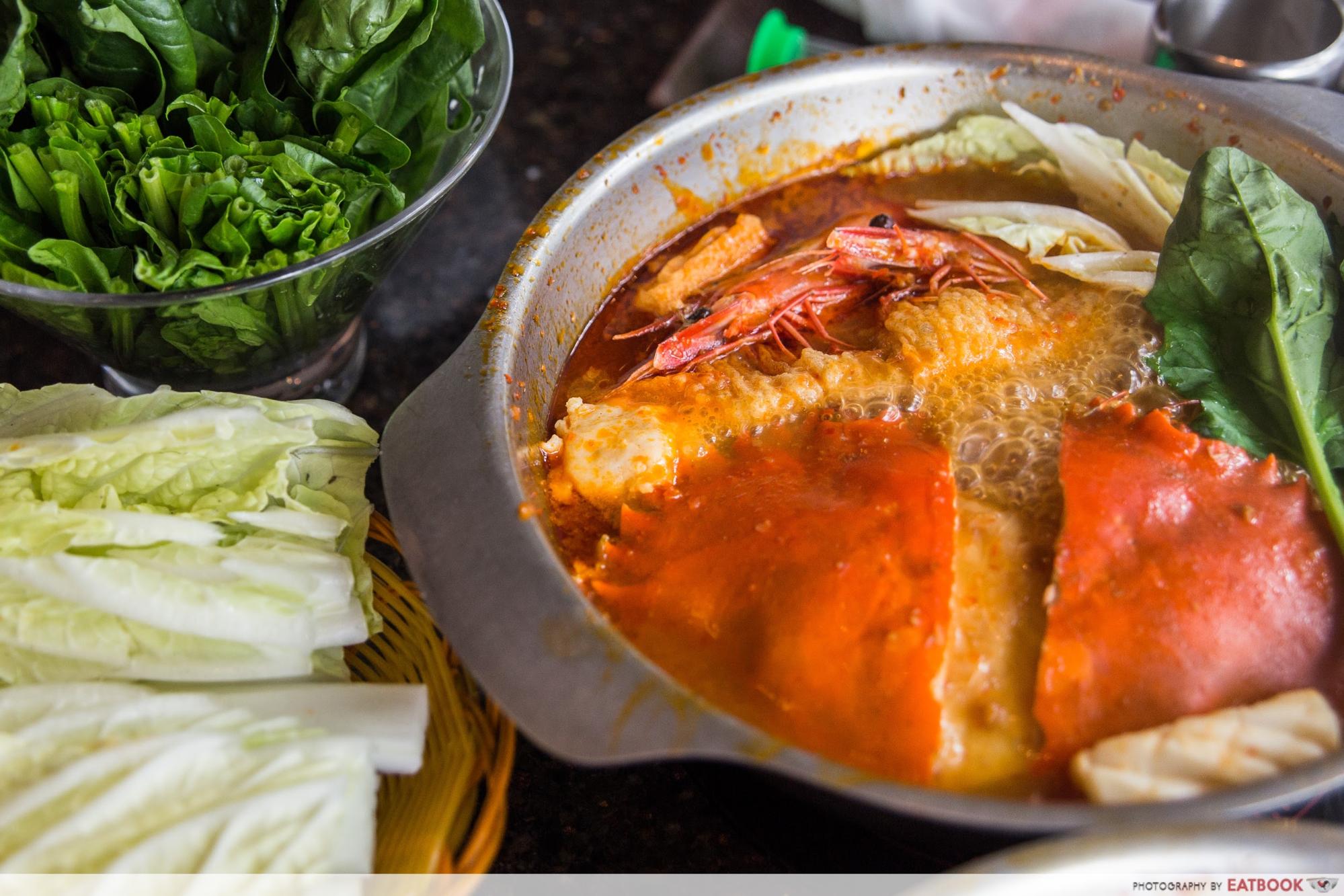Chilli crab steamboat - chilli crab soup