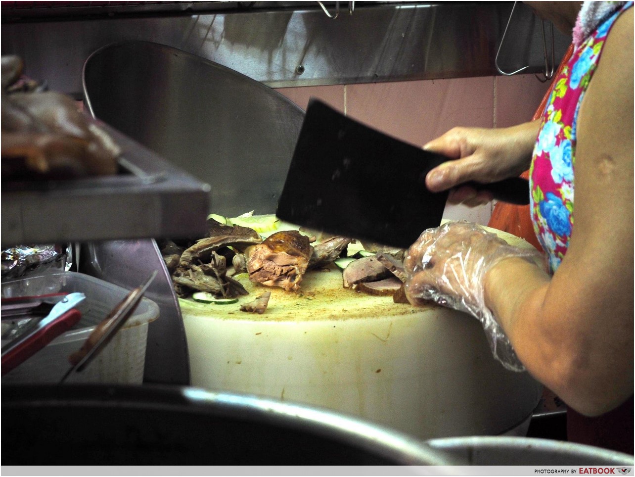 Jin Ji Braised Duck - chopping (Copy)