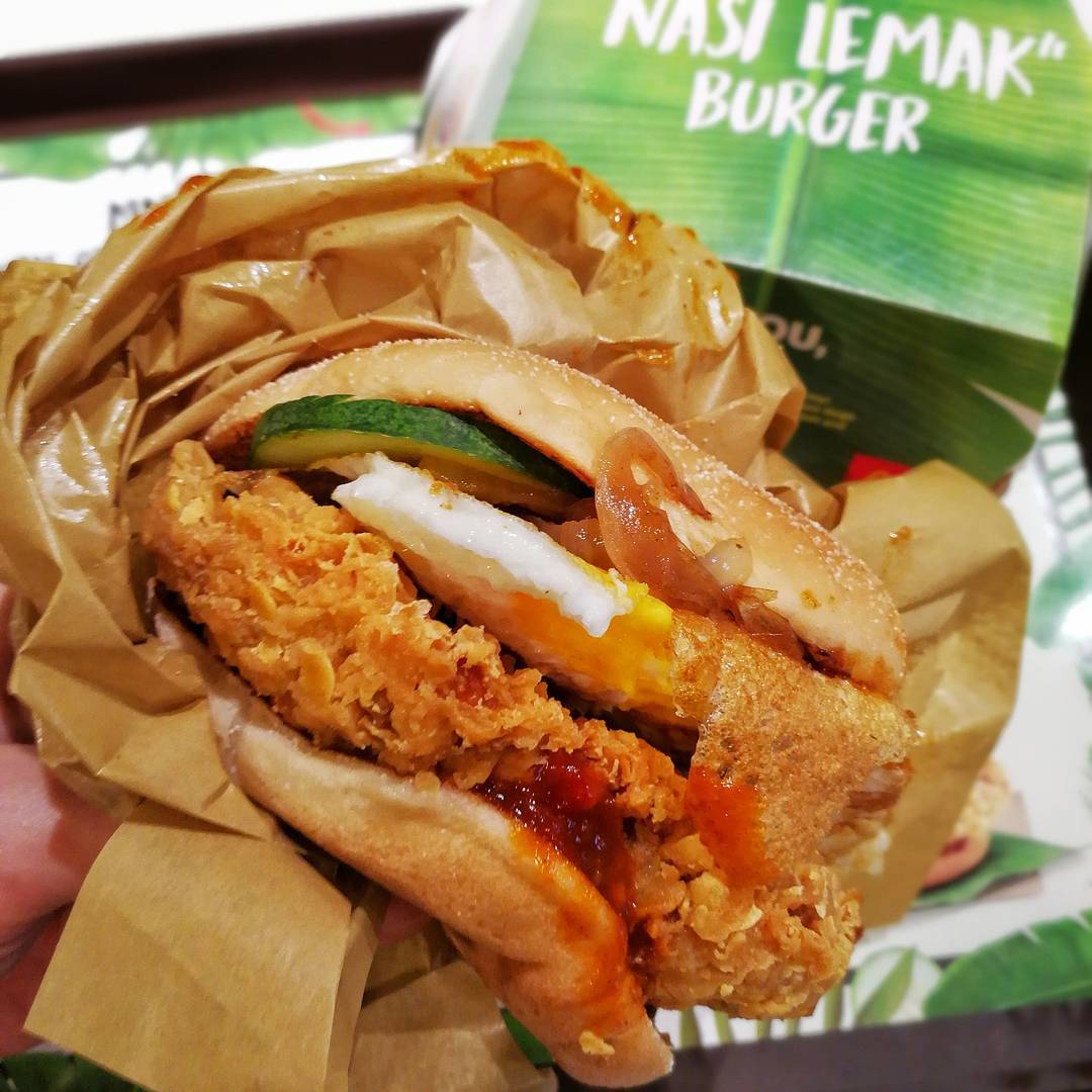Nasi Lemak Burger - macdonald's