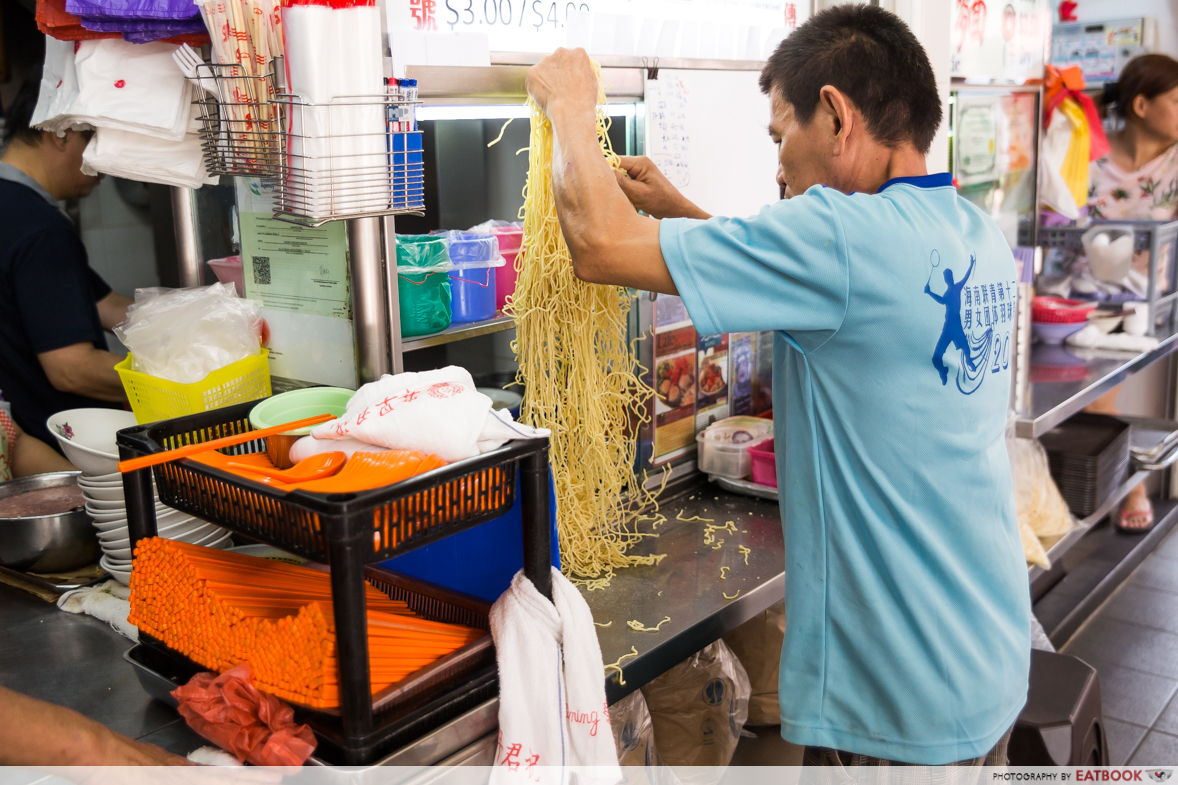 bedok 85 bak chor mee - noodles