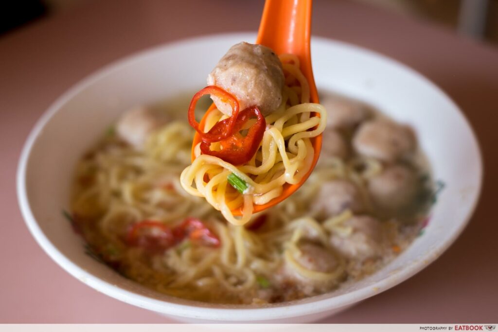 bedok 85 bak chor mee - soup bcm