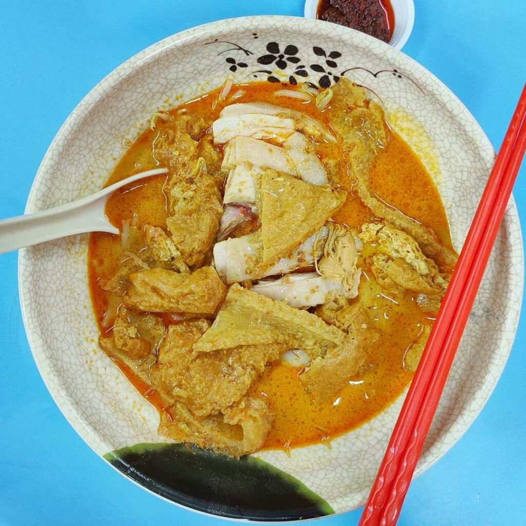 10 Curry Chicken Noodle Stalls For Lemak Curry That’s Worthy Queuing
