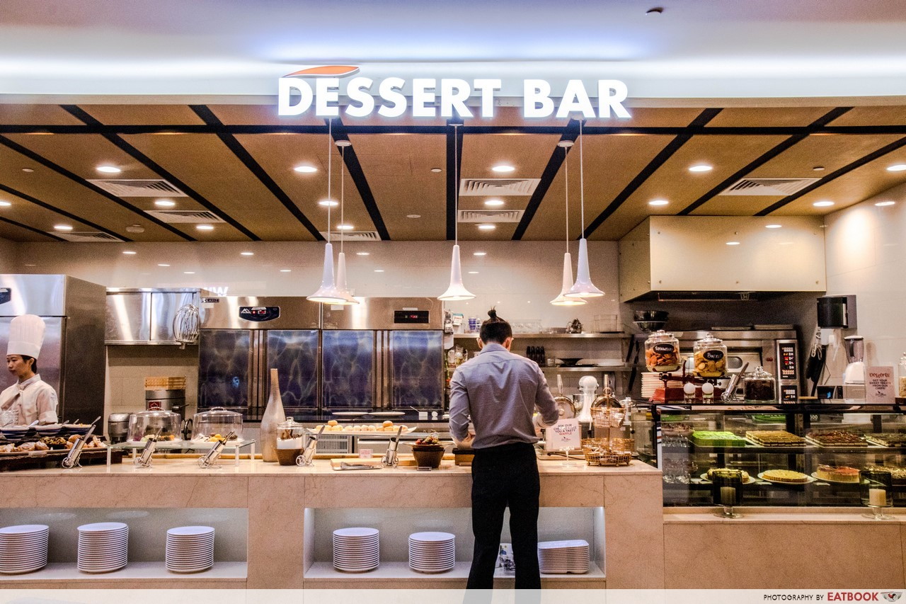 Sea and blue - dessert bar