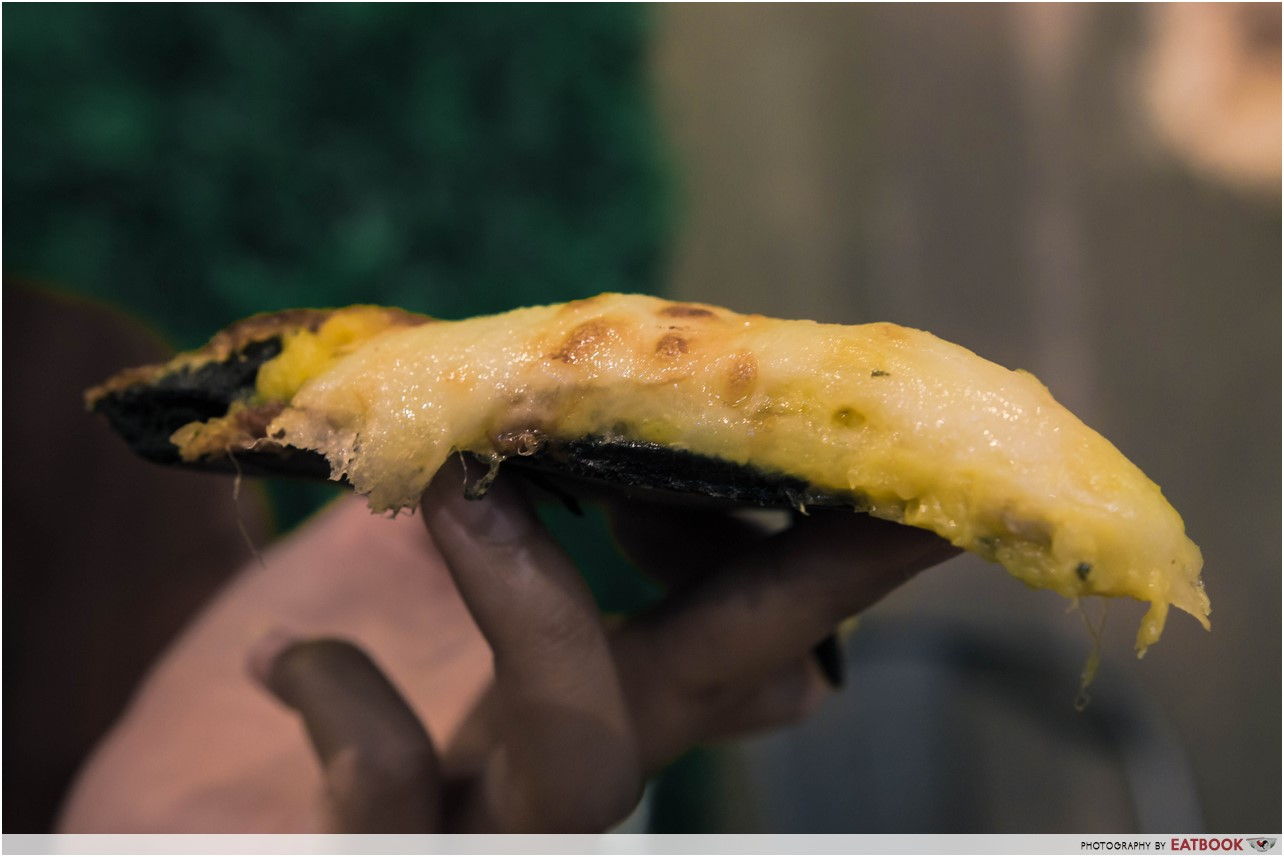 Mao Shan Wang Cafe - durian pizza layers