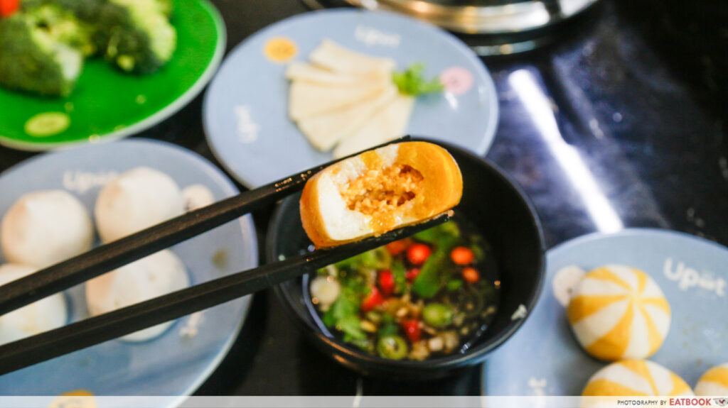 Upot - salmon roe balls