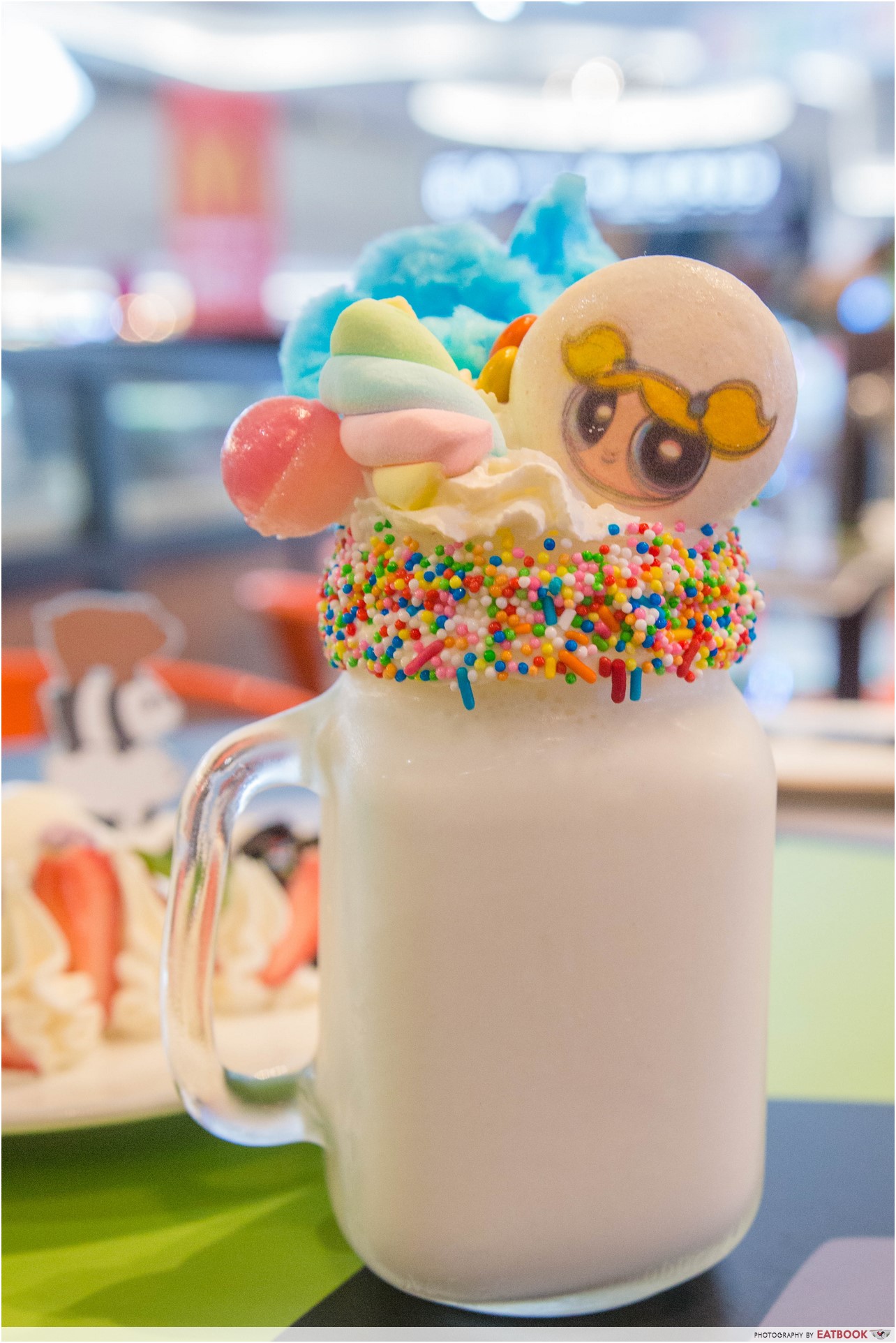 cartoon network cafe - vanilla milkshake