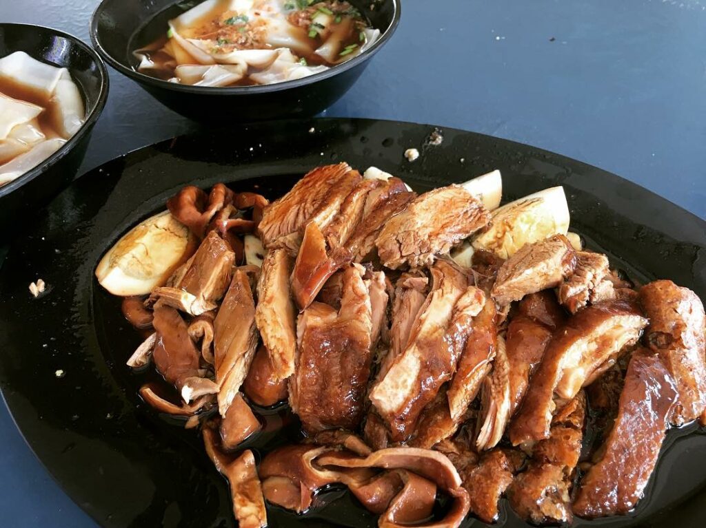 10 Kovan Market Grub To Check Out Including 0.30 Drinks And Peanut Ice