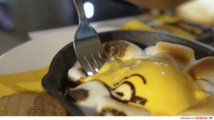 Minions Cafe review - Marshmallow GIF
