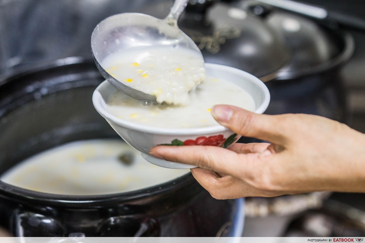 traditional Chinese dessert - thong sum