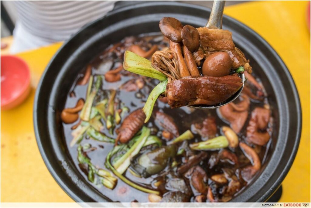 Claypot dishes - Chicken steamboat