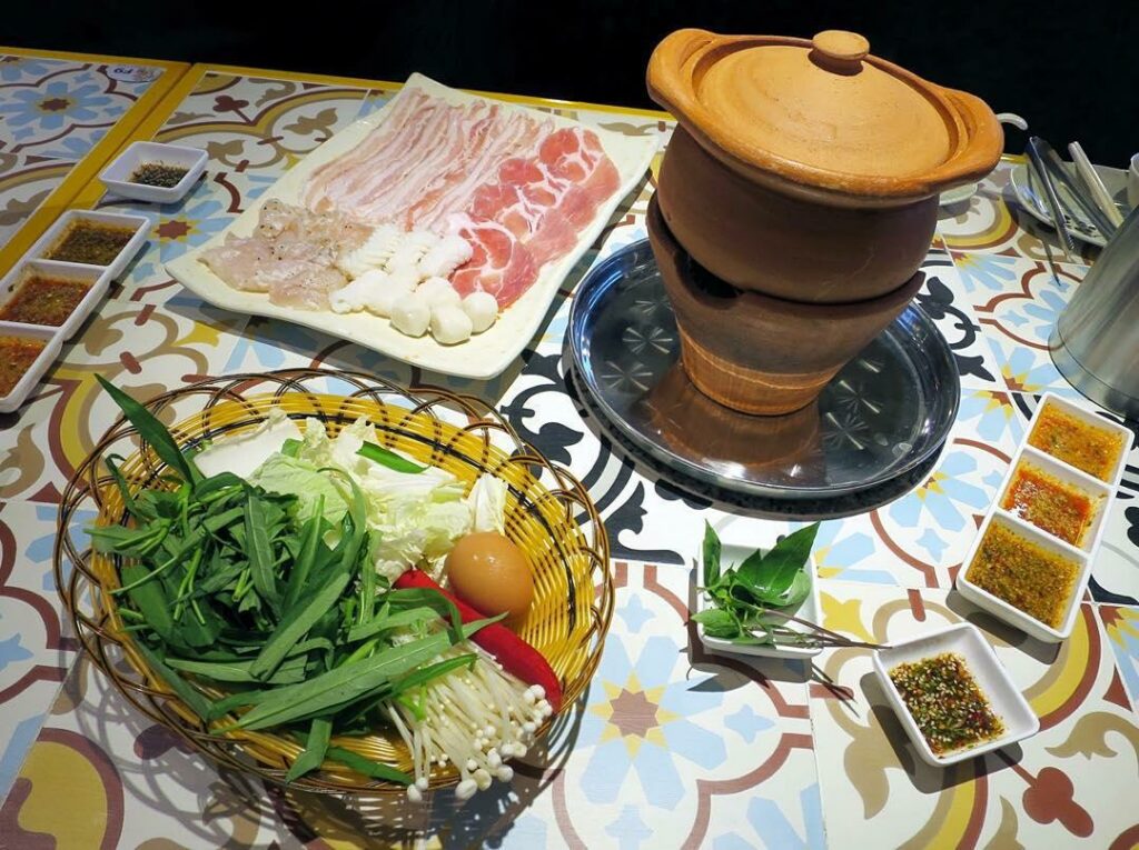 Claypot dishes - aroy jing jing