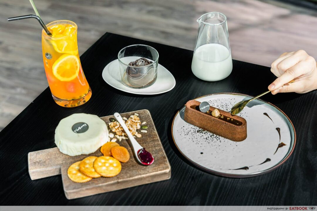 Plantherapy Hidden Glasshouse Cafe In JB Has Brie Cheesecake And Other Desserts Eatbook.sg