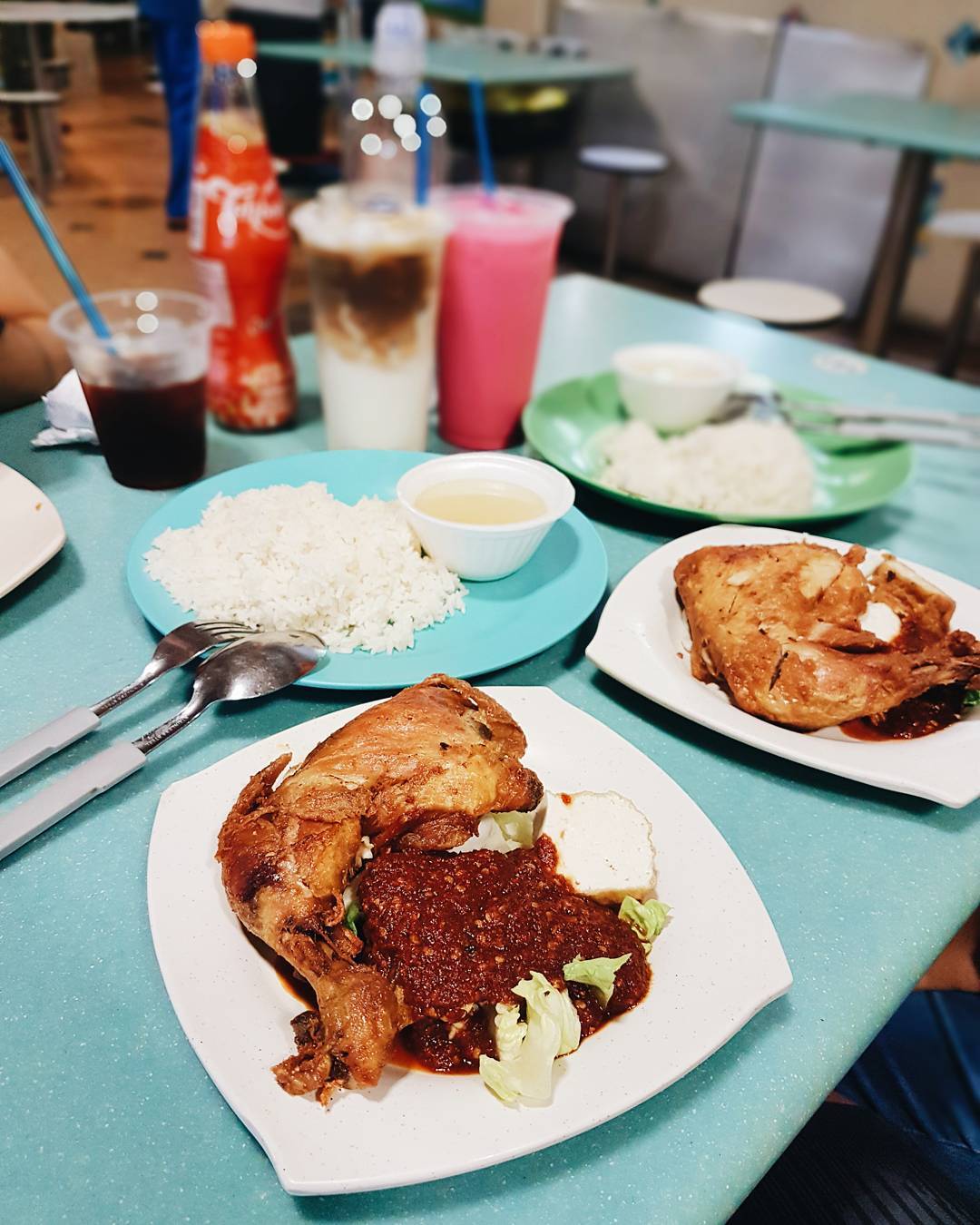 famous ayam penyet - ayam