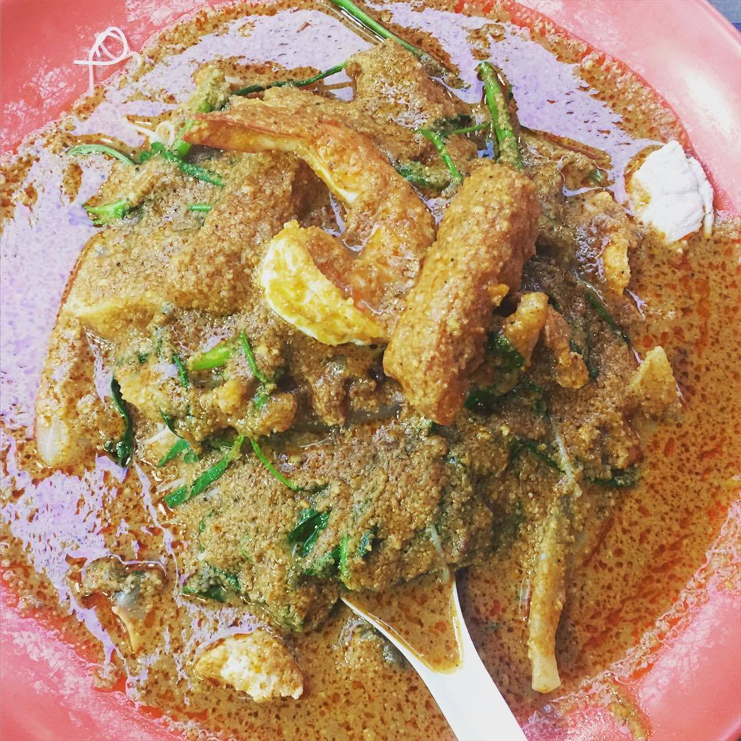 chomp chomp food centre-Satay beehoon Hainan beef noodle