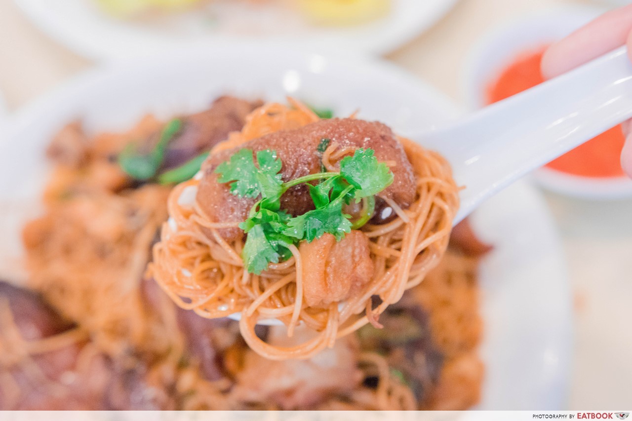 tonny restaurant - Pig Trotter Vermicelli close up