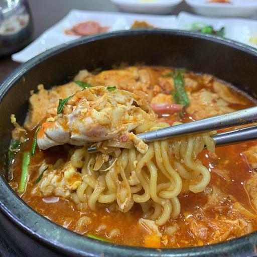 Bukit_timah_korean_restaurants_ga_ya_geum_Spicy-Seafood-Noodles