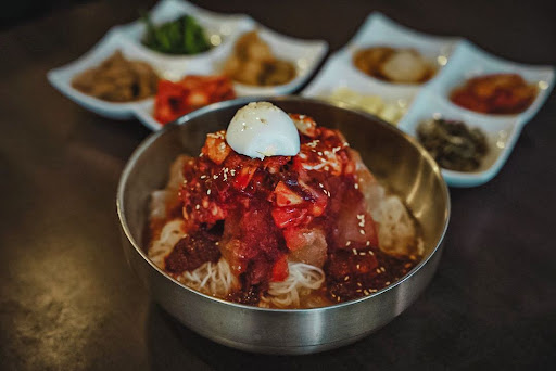 bukit_timah_korean_restaurants_woorinara_cold_kimchi_noodles