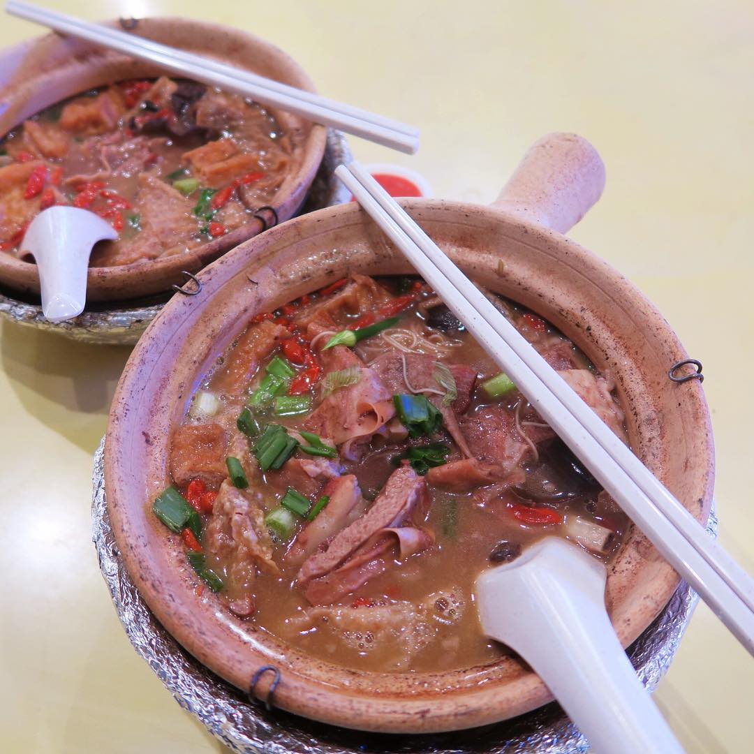 Pasir Panjang Food Centre - Ivy's Hainanese Herbal Mutton Soup