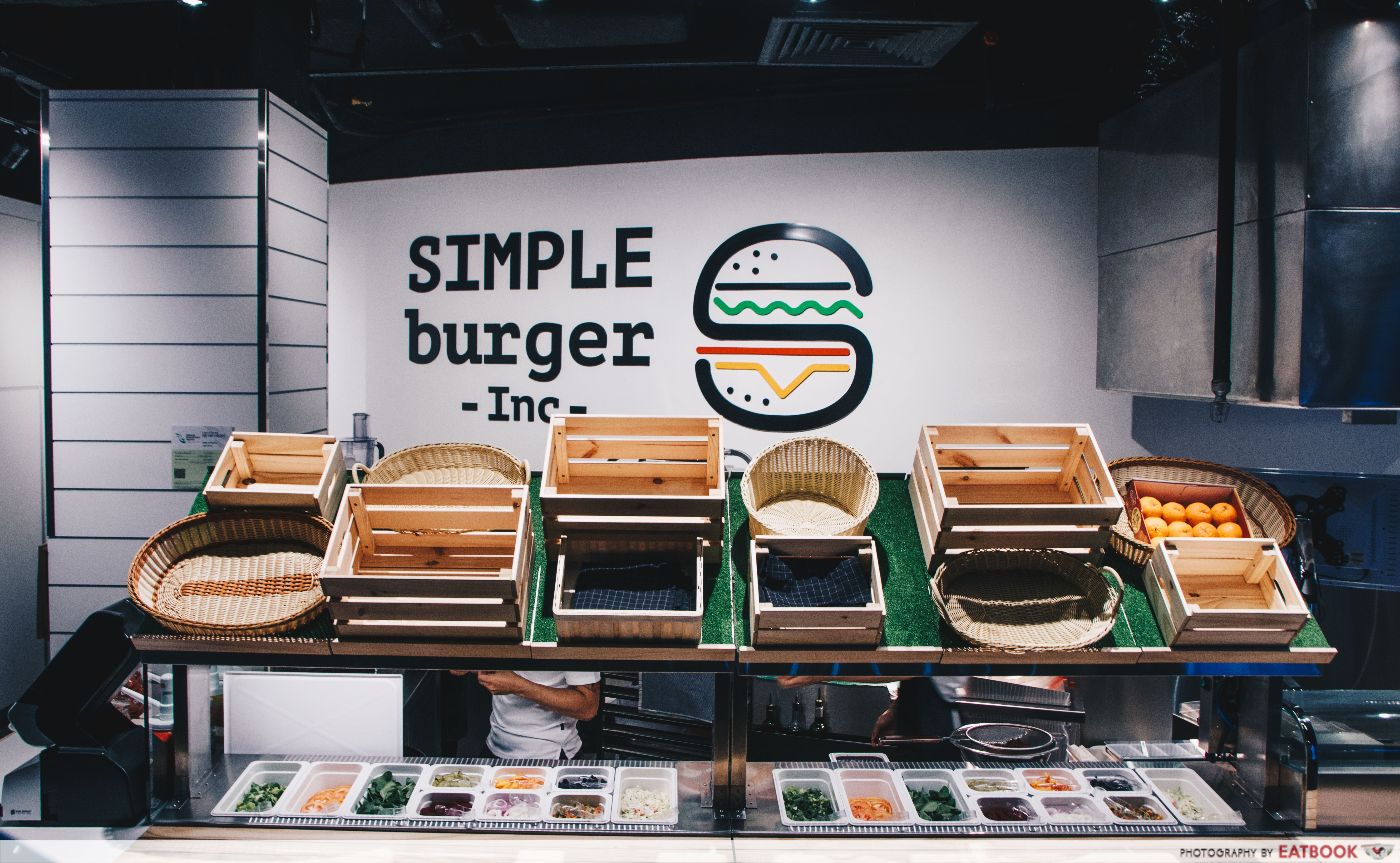 SIMPLEburger Inc. ambience