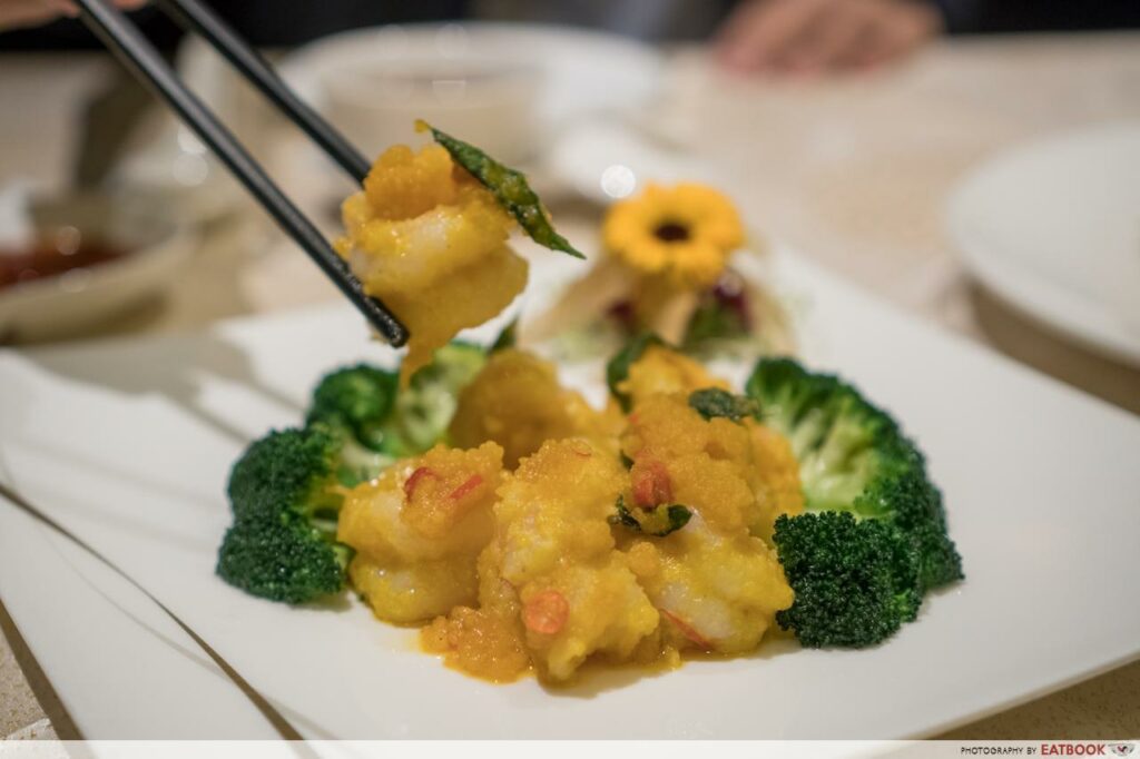 resorts world sentosa - Stir-fried Prawns with Salted Egg Yolk