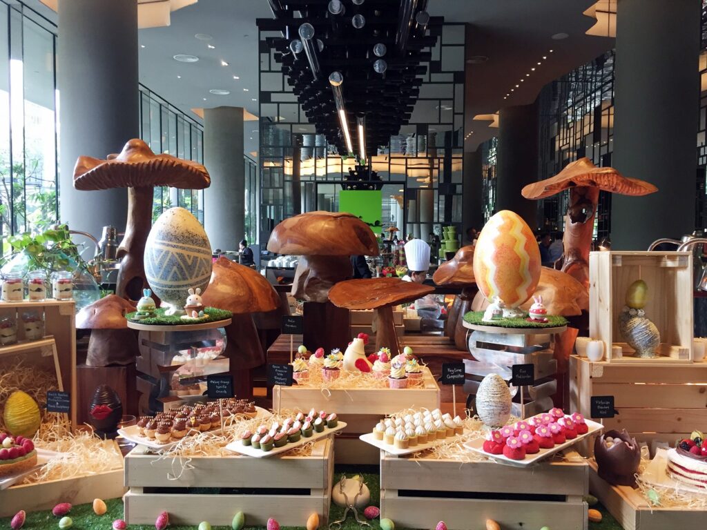 Easter brunch buffet PARKROYAL on Pickering_Dining_Lime Restaurant_Egg-stravagant Easter Desserts