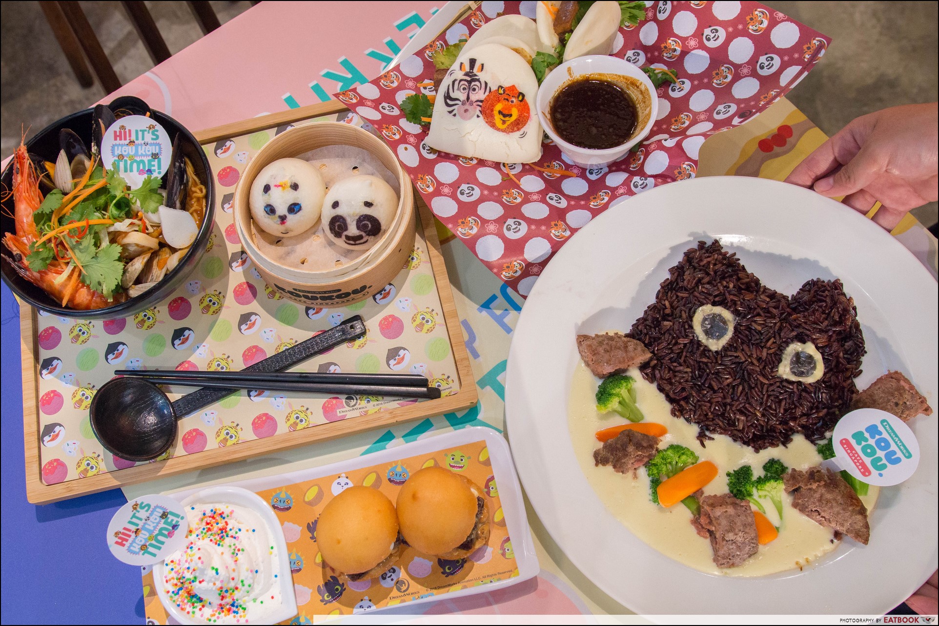 Koukou Cafe - Flatlay