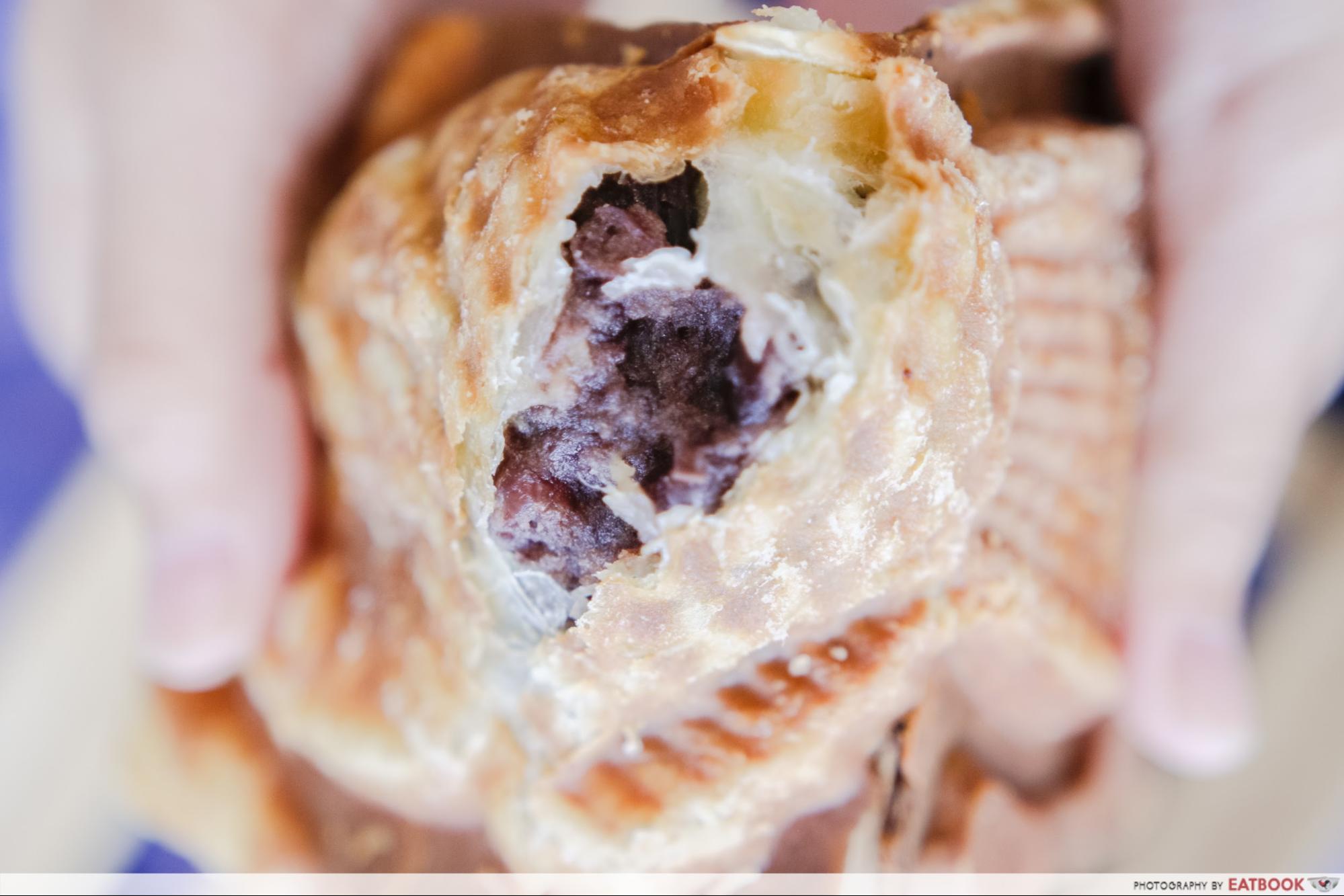 one - red bean croissant tai