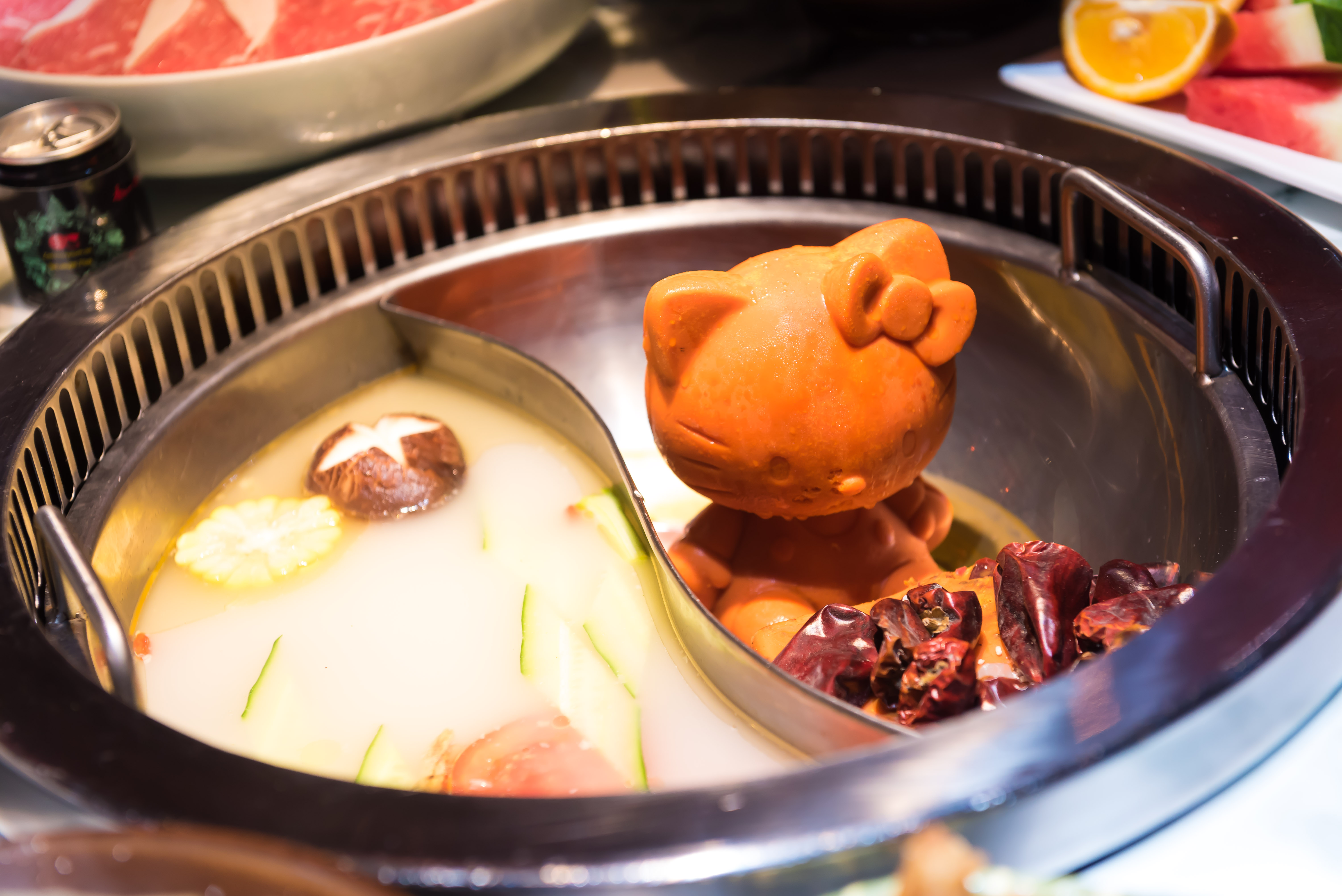 spice world hotpot - hello kitty