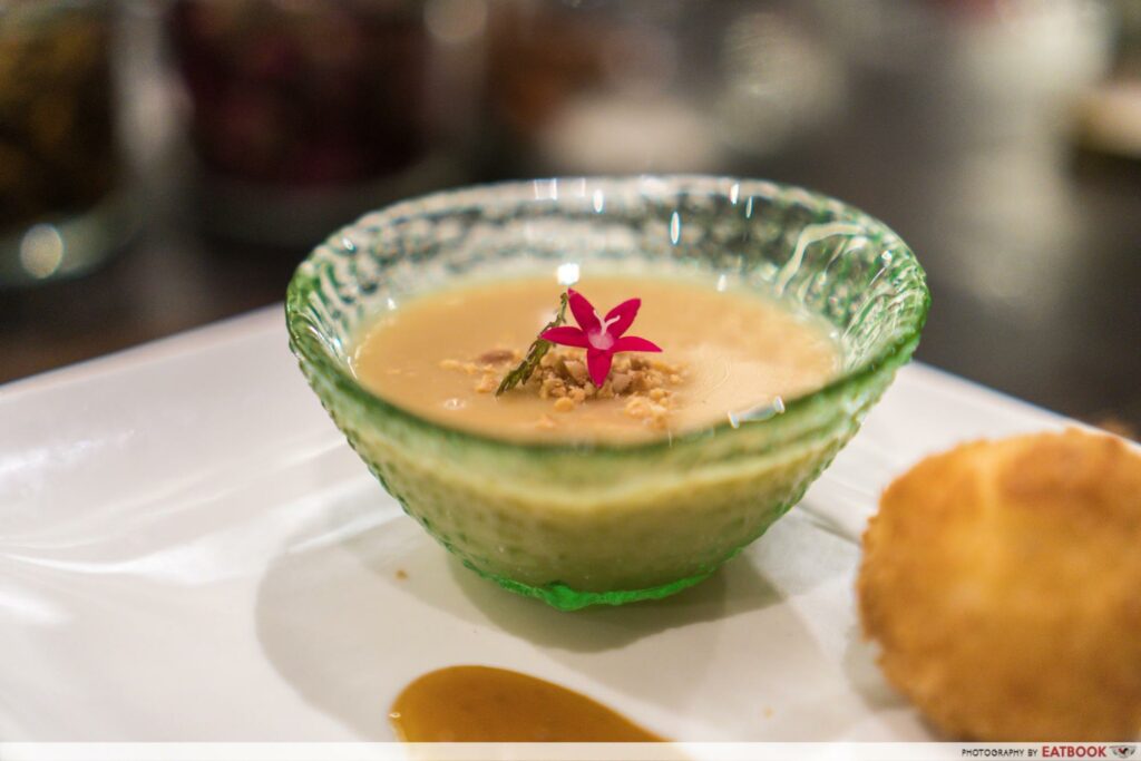 Zui Hong Lou - peanut paste soup