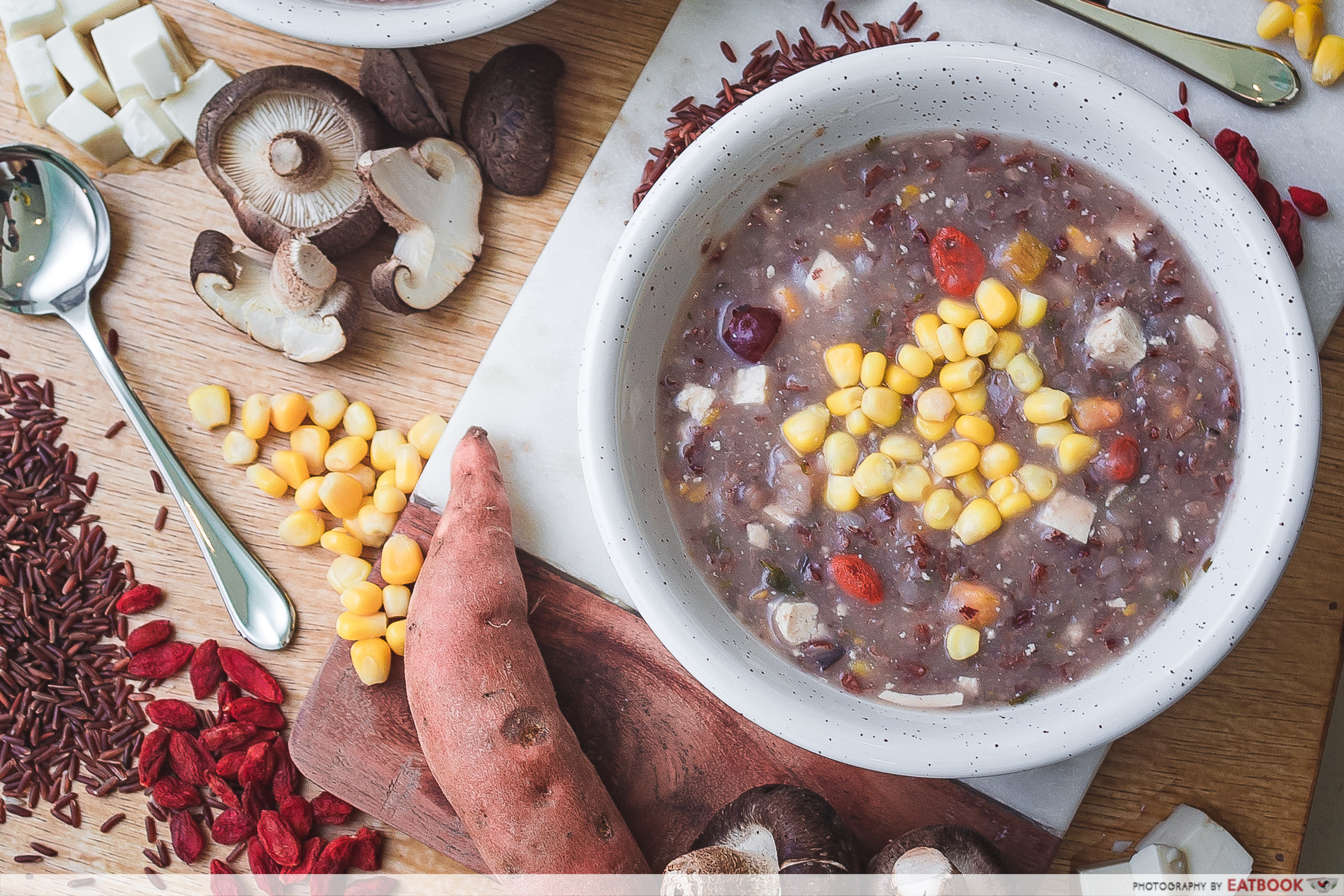 red rice porridge- close up